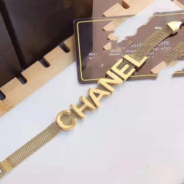 シャネルブランド ブレスレットファッション ゴールドカラー高品質 腕輪 軽量レディースチタン韓国風CHANEL アクセサリー美品アイテム