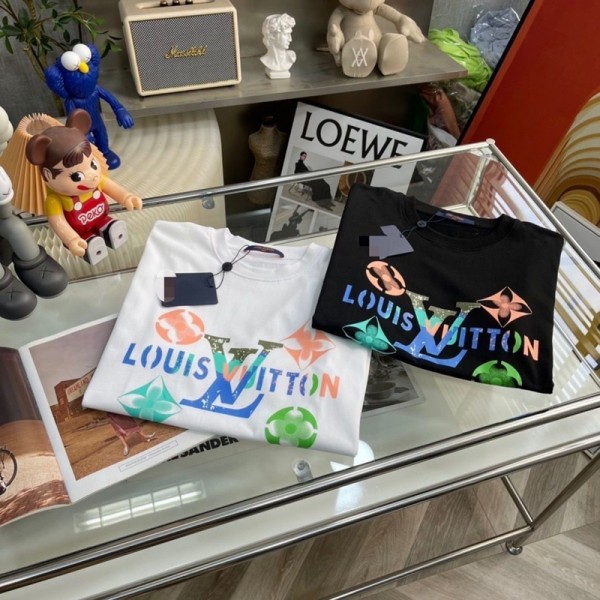 Lv ルイヴィトン親子tシャツハイブランド夏tシャツ偽物レディースメンズブランドキッズtシャツ オーバーサイズ ブランドペア揃い服 コピー 激安屋