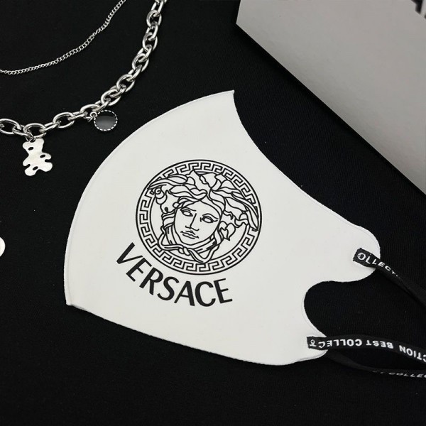 Versace ヴェルサーチハイブランド男性女性マスクアパレルブランド マスク芸能人 マスクブランド小顔に見えるマスク