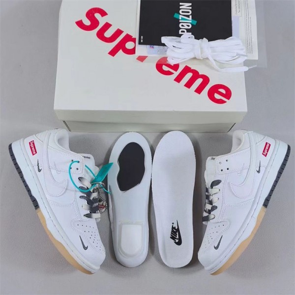 Supreme＆ナイキ スニーカー流行り シュプリームコラボNike スポーツジューズ人気ファッションウォーキングシューズ レディースメンズ向け 履きやすいブランド カジュアルシューズ 軽量 おしゃれ 230¬270cm 