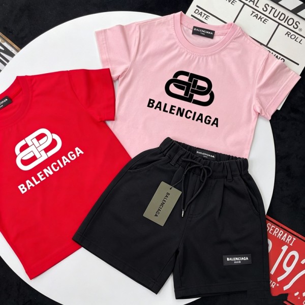 Balenciaga バレンシアガブランドキッズ半袖tシャツショートパンツ 上下セットアップ 子供夏tシャツ ハーフパンツ 90-160cm ベビー服 かわいい 上着カジュアルブランド子供服 コピー 激安屋