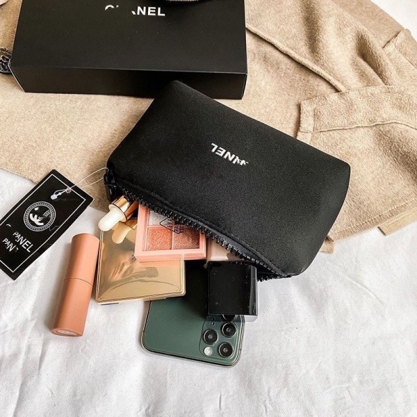 Chanel シャネルブランド化粧ポーチ メイクポーチ 小物入れ 大容量 自立 洗える 立てて収納 便利グッズ トラベルポーチ トラベル 旅行 おしゃれ 可愛い コンパクト
