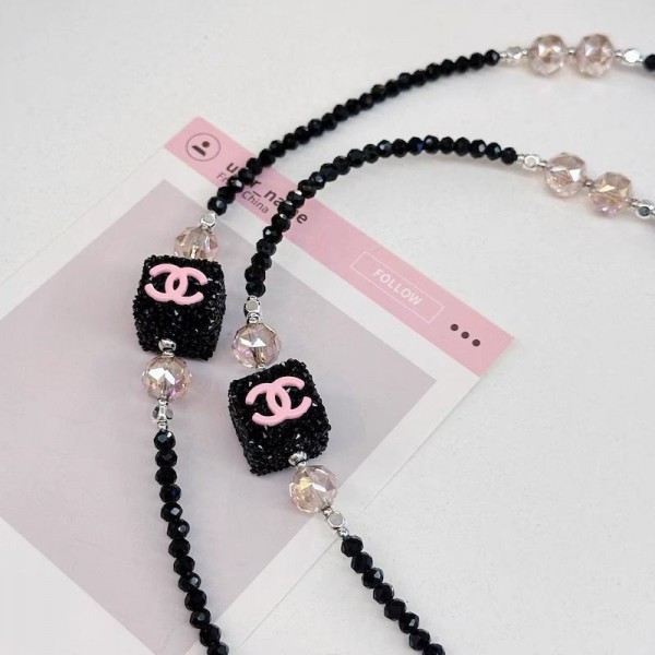 ブランドChanel スマホストラップ スマホ 手首 落下防止 シャネル携帯の紐 ハンドストラップ ハート 女の子 吊り下げペンダント装飾 落下防止 カラフルビーズ スマホ小物 全機種対応