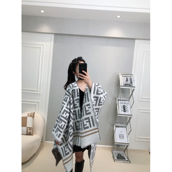 Fendi フェンディハイブランド大判ポンチョ 厚手カシミヤマフラー ロング スカーフ カシミヤ風 柔らかくとても暖かい サイズ 高品位  男女兼用 クリスマス プレゼント ギフト 秋冬 ユニセックス 大判 厚手