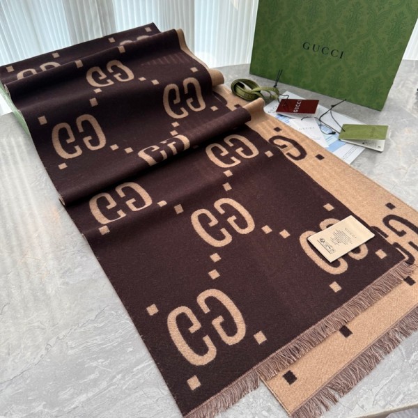 Gucci グッチブランドパロディ ストール 激安レディース向け高品質ケープ 防寒マフラーファッション ふさ飾り 男女兼用 ギフト男女兼用 リバーシブルマフラー 肩掛け