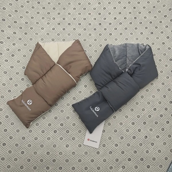 ルルレモン Lululemon ハイブランド ダウン マフラー 防寒 暖かい エコダウン入り 軽量 ネックウォーマー 無地 シンプル メンズ レディース キッズ 男女兼用 秋冬 おしゃれ 防水