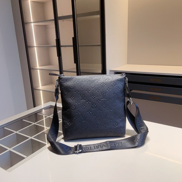 Lv ルイヴィトンブランドビジネスバッグ メンズ 就活バッグ 大容量 自立 肩掛けバッグ リクルートバッグ 3点セット 紳士 防水 2WAY ブリーフケース カバン 通勤 出張 仕事 入社式 プレゼント 父の日 ギフト