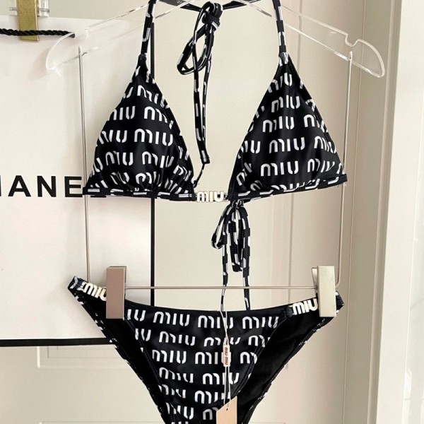 ミュウミュウ MiuMiu ブランド水着 レディース ビキニ 三角ビキニ ストライプ パット付き 上下セット リボン かわいい スイムウェア エレガント 温泉 海 プール 旅行 S-XL