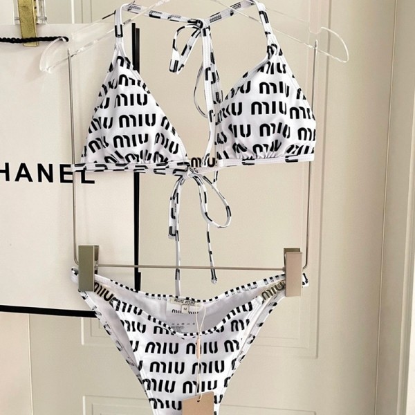 ミュウミュウ MiuMiu ブランド水着 レディース ビキニ 三角ビキニ ストライプ パット付き 上下セット リボン かわいい スイムウェア エレガント 温泉 海 プール 旅行 S-XL