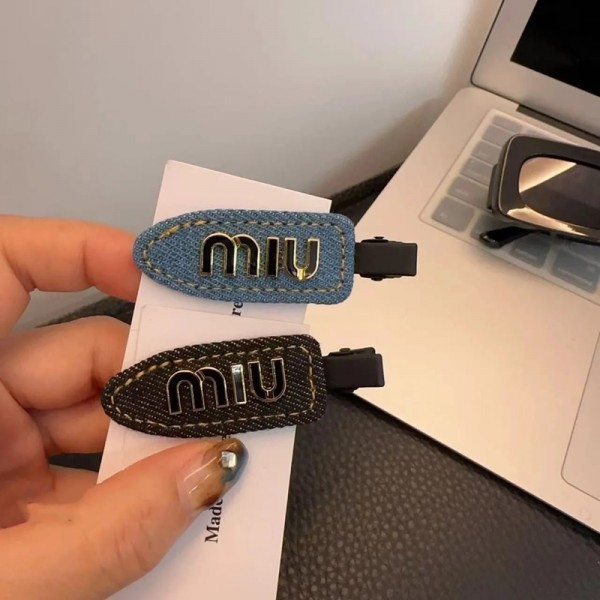 ミュウミュウ MiuMiuブランドヘアピン 小さめ 2個セット バレッタ ヘアクリップ 髪留め バレッタ 前髪 髪飾り 可愛い オーバルかんざし ヘアアクセサリー レディース 