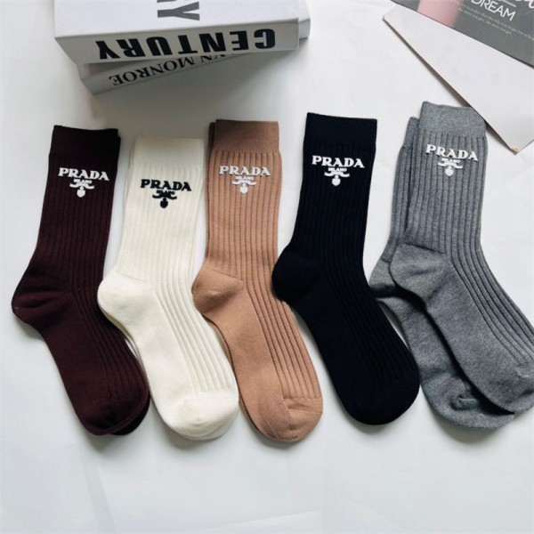 Prada プラダレディース向け 靴下 かわいいブランド ハイソックス 5足セット 大人気コットン 靴下 メンズ 通気性ブランドミドルソックス 高品質
