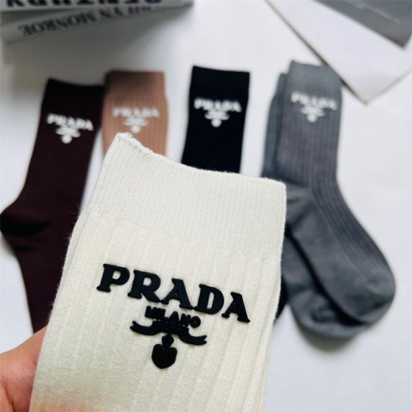 Prada プラダレディース向け 靴下 かわいいブランド ハイソックス 5足セット 大人気コットン 靴下 メンズ 通気性ブランドミドルソックス 高品質