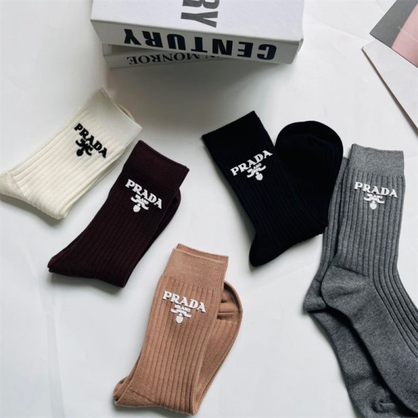 Prada プラダレディース向け 靴下 かわいいブランド ハイソックス 5足セット 大人気コットン 靴下 メンズ 通気性ブランドミドルソックス 高品質