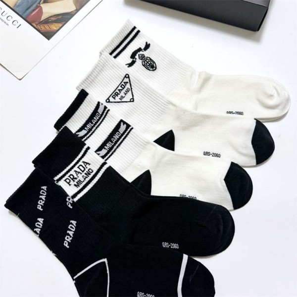 Prada プラダハイブランド ソックス 綿製ブランド ストッキング 大人気ブランドミドルソックス 高品質ブランドソックス 男女兼用 ファッション