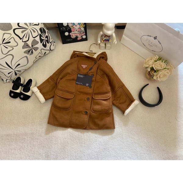 Prada プラダブランド防寒コート アウター キッズ アウターウエア 子供服 女の子 男の子 ボアジャケット 裏起毛 ガールズ ボーイズ フード付き 厚手 防寒 保温 秋冬 綿服 ふわふわ ロング 可愛い 90～130cm