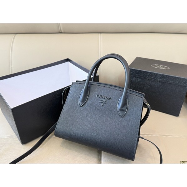 Prada プラダハイブランドハンドバッグ ビジネス レディース  肩掛けバッグ ショルダーバッグ 手提げ 大きめ PUレザー 手提げカバン 自立 2way ファスナー付き 肩掛け 鞄 ママ 女性 バレンタイン ギフト