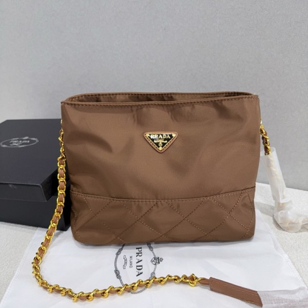 Prada プラダハイブランド肩掛けバッグブランドショルダーバッグ 大容量 ブランドチェーンバッグ 鞄 ブランドナイロンバッグ コーデ
