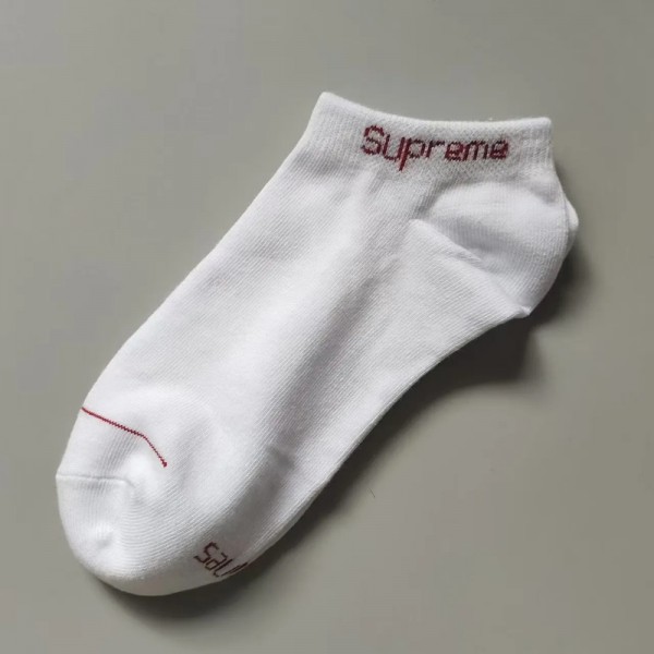 Supreme シュプリームレディース向け 靴下 かわいいブランド ストッキング 大人気コットン 靴下 メンズ 通気性ブランドミドルソックス 高品質