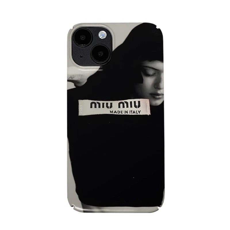 MiuMiu アイフォン17 18 ultra 16 15 plus 17pro max 15携帯ケース