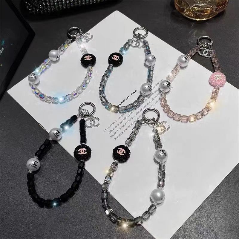  CHANEL ハンドストラップ 女の子