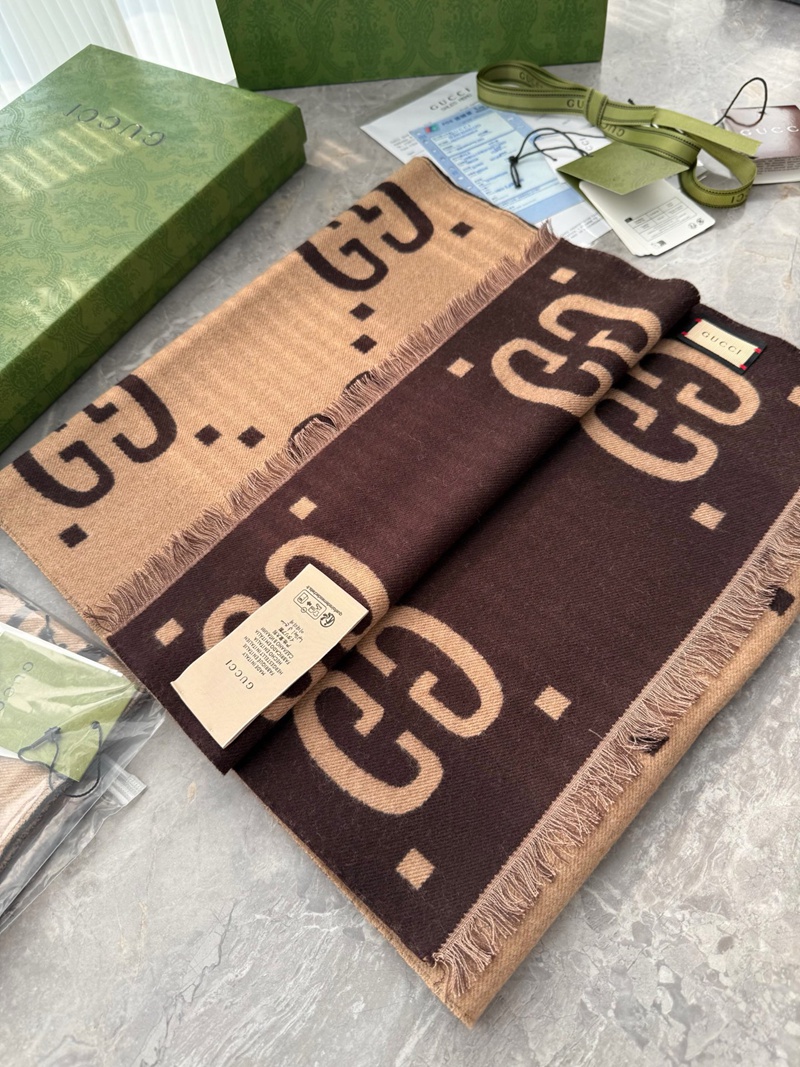 ハイブランドGucci  ふさ飾り 男女兼用 