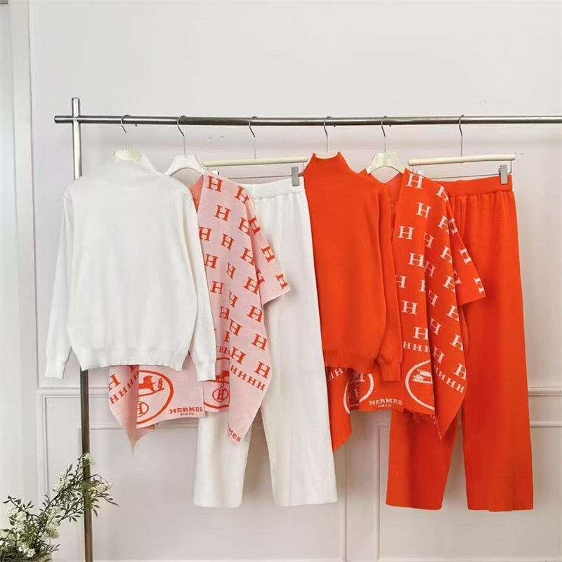 Hermesニットセットアップ