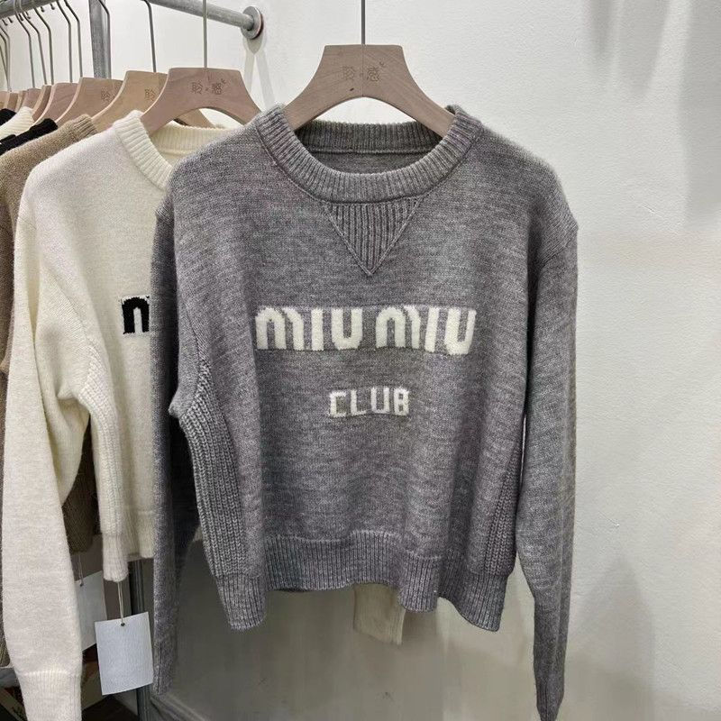 MiuMiuブランドセーター レディース