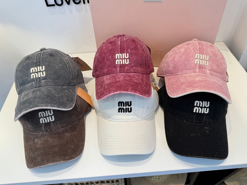 ハイブランドMiuMiu野球帽子メンズ
