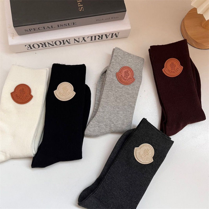 モンクレールコットン 靴下 メンズ