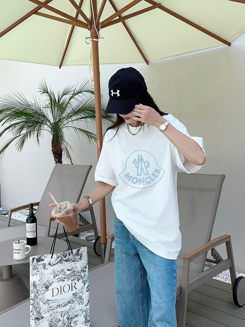 ブランドMonclerペア揃い服 コピー