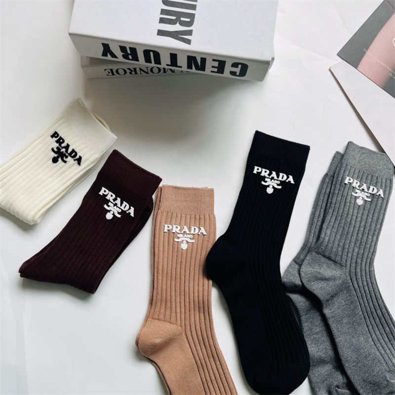 ブランドプラダミドルソックス 高品質