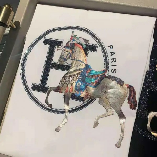 エルメスブランド半袖tシャツメンズファッション経典 戦馬プリントtシャツHermes コットン快適 吸汗T-shirt 柔らかい 肌に優しい シルク tシャツ