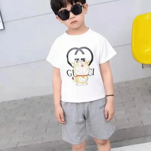 グッチブランドtシャツ半ズボン子供服 かわいいドラえもん絵柄コットンtシャツ男の子女の子 夏服 2点セット