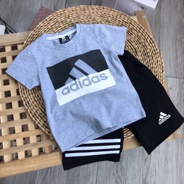 アディダス男の子と女の子ｔシャツ半ズボンスーツブランドシンプル子供コットン夏服2点セットAdidas経典プリント子供服