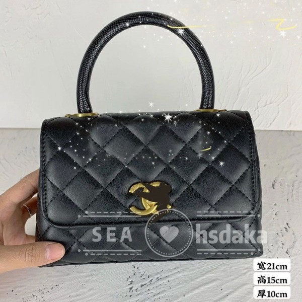 シャネルブランドバッグレディースおしゃれショルダーバッグchanel定番斜め掛けカバン高級人気ハンドバッグプレゼントオススメ