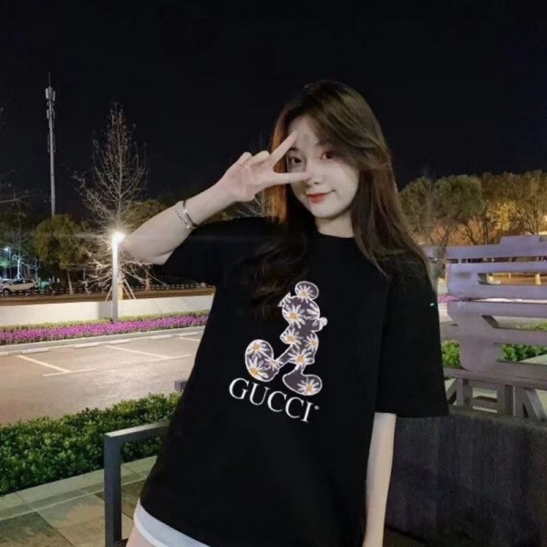 グッチブランド風2021春夏のTシャツファッション経典黒 白カップル服Gucciモノグラム付きシンプルTシャツパロディ風大きなサイズ男女兼用人気ブランド