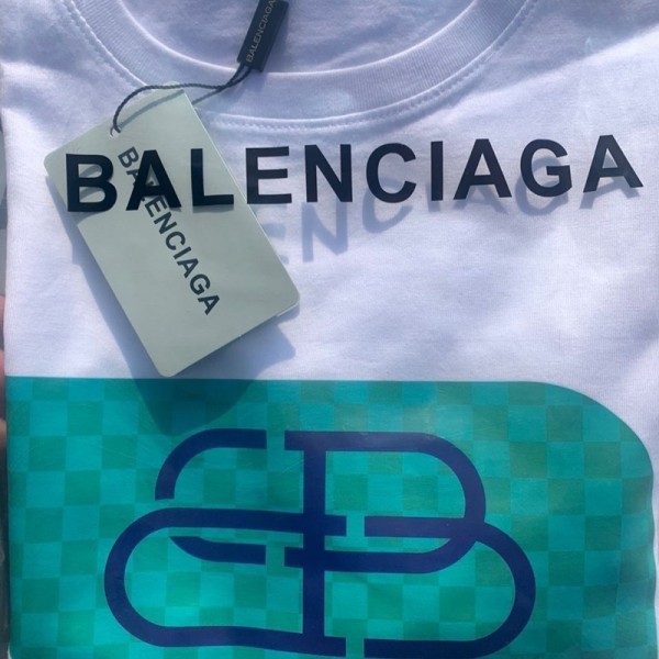 ハイブランドBalenciaga バレンシアガ親子tシャツハイブランドペア揃いtシャツ偽物レディースメンズブランド子供tシャツ上着カジュアル 韓国Tシャツカットソーペアカップル S¬3XL 90¬160cm 