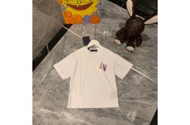 ルイヴィトン・モスキーノ大人子供Ｔシャツ シャネル流行りクロッグスリッパ