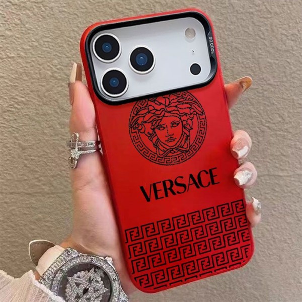 Versace ヴェルサーチiphone 18 pro max 18 pro 17 air 16pro 15 plus 15 14 pro max ケース ハイブランド キルティング 大学生 合成皮革 スマホケースストラップ ブランド携帯カバー iphone 18 18 pro max ケース お洒落