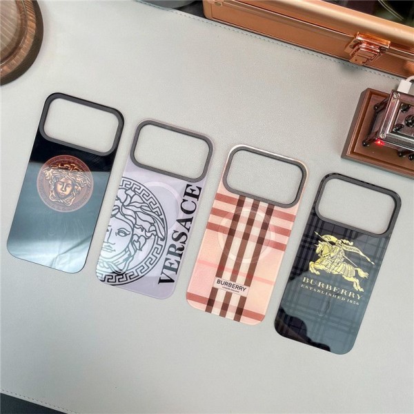 Versace ヴェルサーチiphone 18 pro max 18 pro 17 air 16pro 15 plus 15 14 pro max ケース ハイブランド 耐衝撃 大人女子 スエード調 スマホケースストラップ ブランド携帯カバー iphone 18 18 pro max ケース 高級感