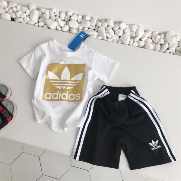 Adidas アディダスハイブランド子供服 男の子 半袖tシャツ ショートパンツ 短パン 女の子 綿 上下セットアップ 夏服 キッズ ストライプトップス 男女兼用 上着 カジュアル クールネック 普段着 ボーダー
