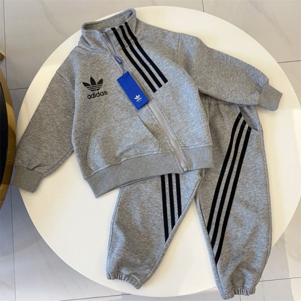 Adidas アディダスハイブランド子供 ジャージ 男の子 上下セット スウェット 長袖 2点セット 子供服 男の子 90 - 150cm スポーツウェア セットアップ パーカー フード付き トレーナー キッズ ダンス衣装 ジュニア 春秋 運動着