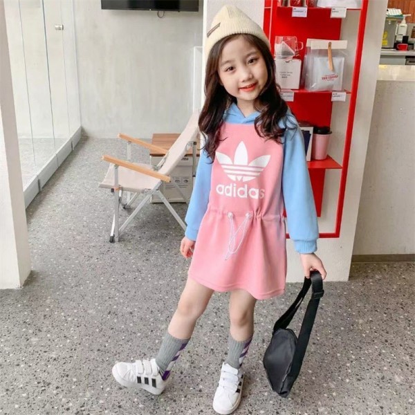 Adidas アディダスブランド子供服 女の子 パーカーワンピース ドレス ガールズ キッズ スウェットワンピース 長袖 100 - 150cm カジュアル ジュニア服 おしゃれ 可愛い 春秋 通園 通学 普段着 洋服 ゆったり 韓国風 HIPHOP ダンス衣装
