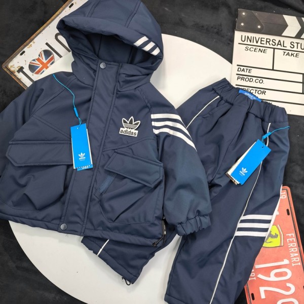 Adidas アディダスハイブランド子供ダウンジャケットキッズダウンパンツ服中綿コート上下セット2点セットセットアップ 90-160cm キッズダウンコート中綿ジャケット 裏起毛 アウター男の子女の子防寒着赤ちゃんボーイズジュニアカジュアル長袖厚手防寒秋冬