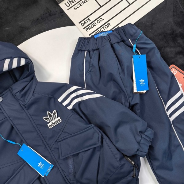 Adidas アディダスハイブランド子供ダウンジャケットキッズダウンパンツ服中綿コート上下セット2点セットセットアップ 90-160cm キッズダウンコート中綿ジャケット 裏起毛 アウター男の子女の子防寒着赤ちゃんボーイズジュニアカジュアル長袖厚手防寒秋冬
