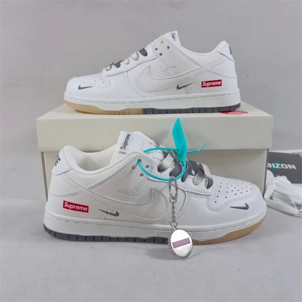 Supreme＆ナイキ スニーカー流行り シュプリームコラボNike スポーツジューズ人気ファッションウォーキングシューズ レディースメンズ向け 履きやすいブランド カジュアルシューズ 軽量 おしゃれ 230¬270cm 