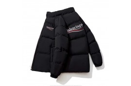 バレンシアガ人気ダウンジャケット シャネルキッズスウェットセットアップ 