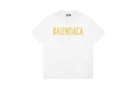 バレンシアガ・バーバリーペア揃いＴシャツ シャネルスイムウェア おすすめ