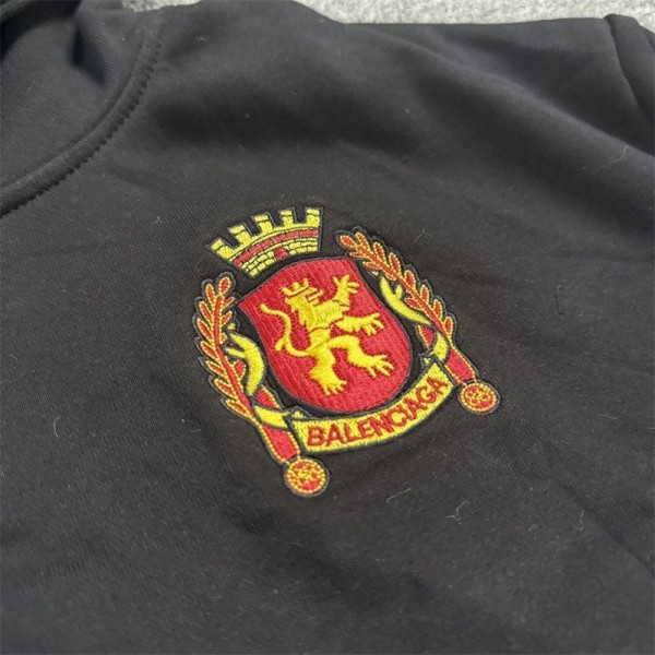 Balenciaga バレンシアガブランドパーカー スウェット トレーナー 大きい サイズ おしゃれ S - XL ジャケット スポーツ フード 付き かっこいい 人気 オシャレ シンプル プルオーバー カジュアル 柔らかい肌触り 快適 カーディガン コート 春服 秋服 冬服