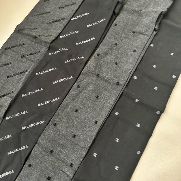 バレンシアガタイツ レディース フェイクタイツ 裏起毛 着圧 ブランドChanelストッキング 伸縮性 秋冬防寒タイツ 厚手 暖かい 素肌感 レギンス 美脚 美尻 黒 肌色 グレー 一体型